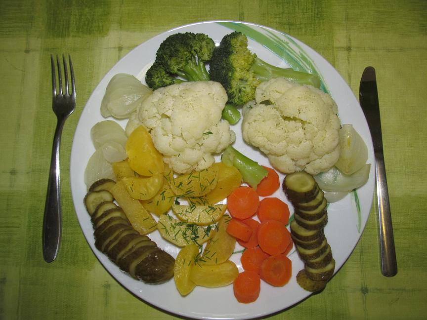 Zelenina varená v pare so zemiakmi...